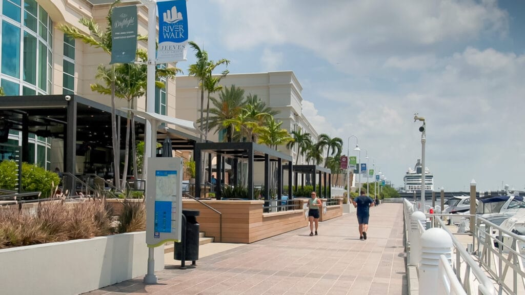 Tampa riverwalk